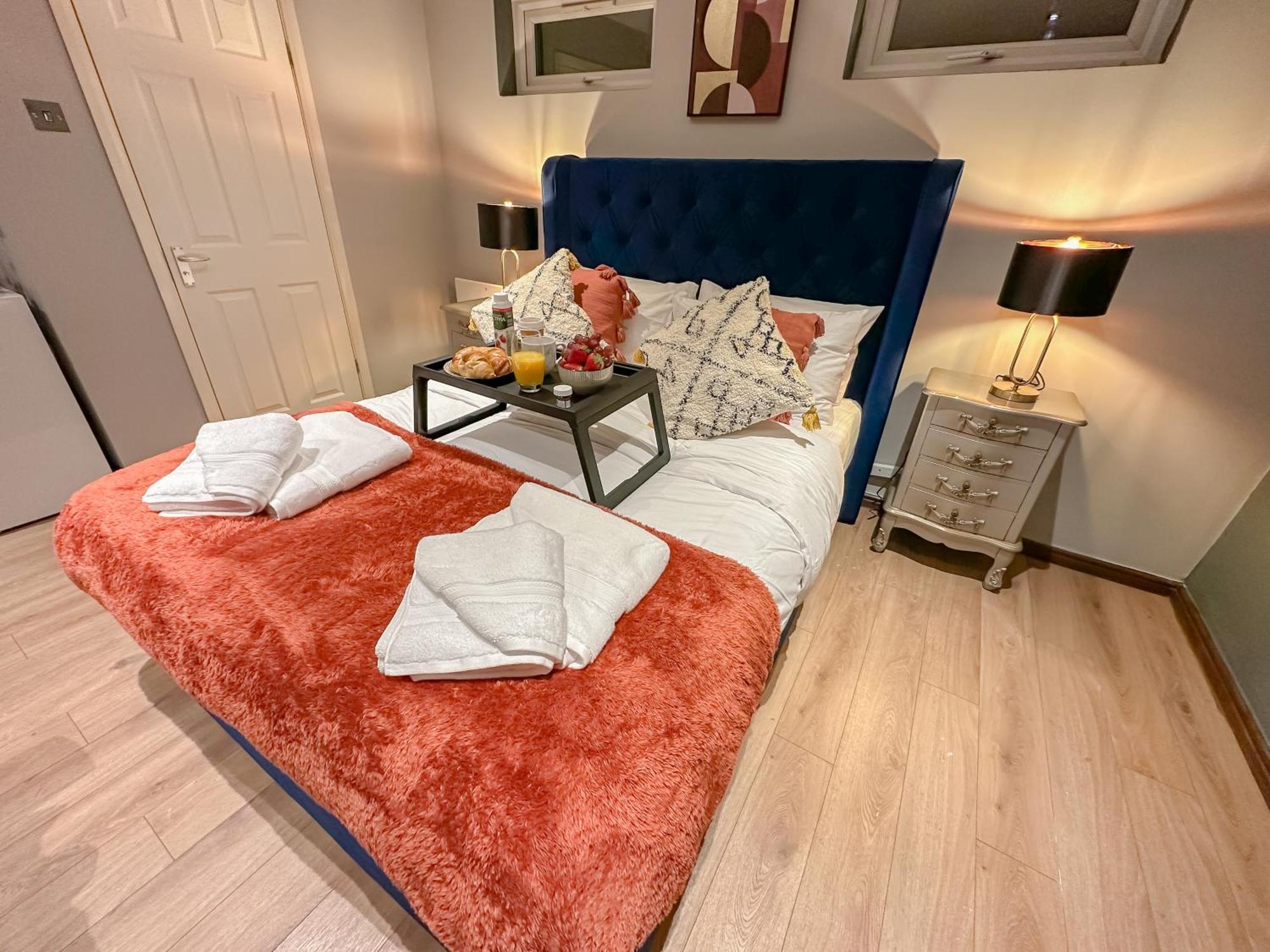 הנדון Stunning Studio Garden House - Free Wifi & Parking מראה חיצוני תמונה